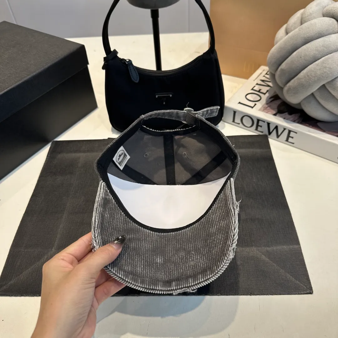 P50 Chrome Hearts 💓Early spring Korean style fashion retro distressed hole hat worn design versatile baseball cap peaked cap